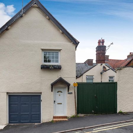 Dove Cottage ルシン エクステリア 写真